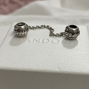 Pandora Family Ties Safety Chain